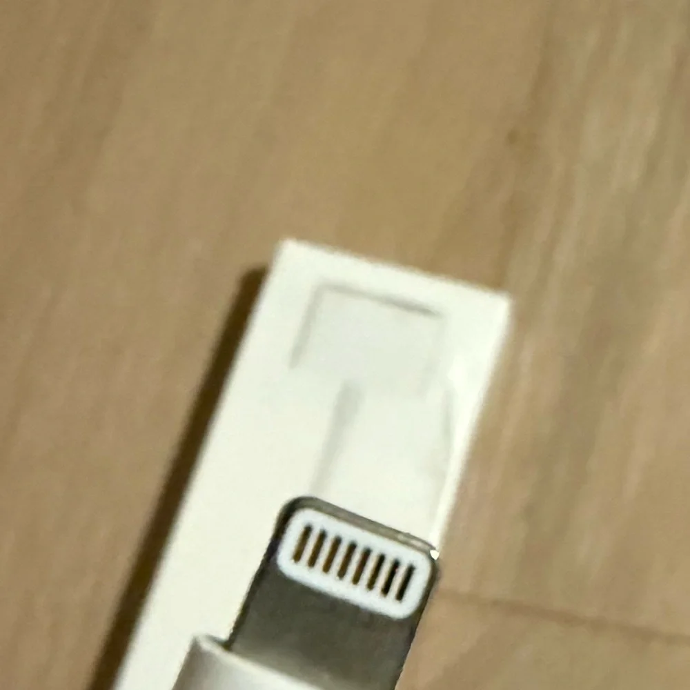 Apple Lightning to Digital AV Adapter